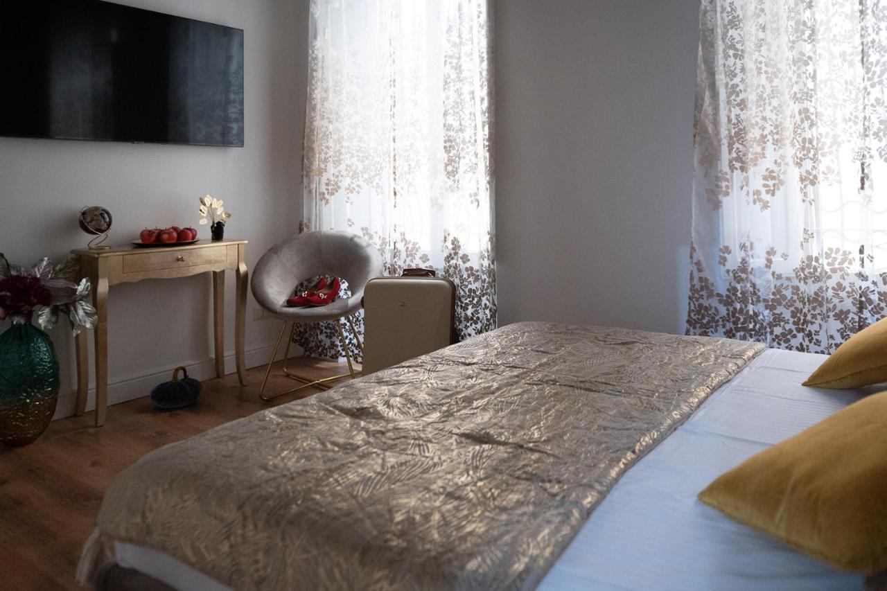 Pantheon Chic Apartment Roma Ngoại thất bức ảnh